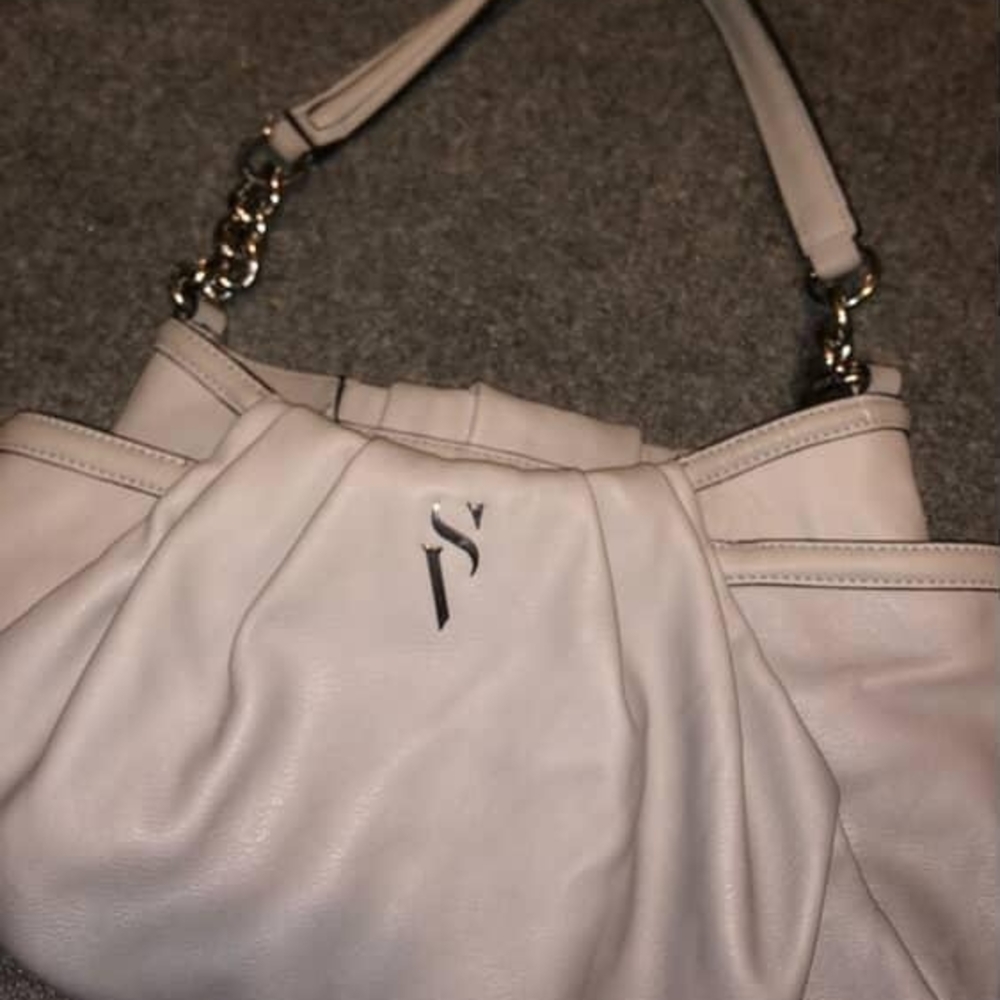 Elegant Cream Handbag